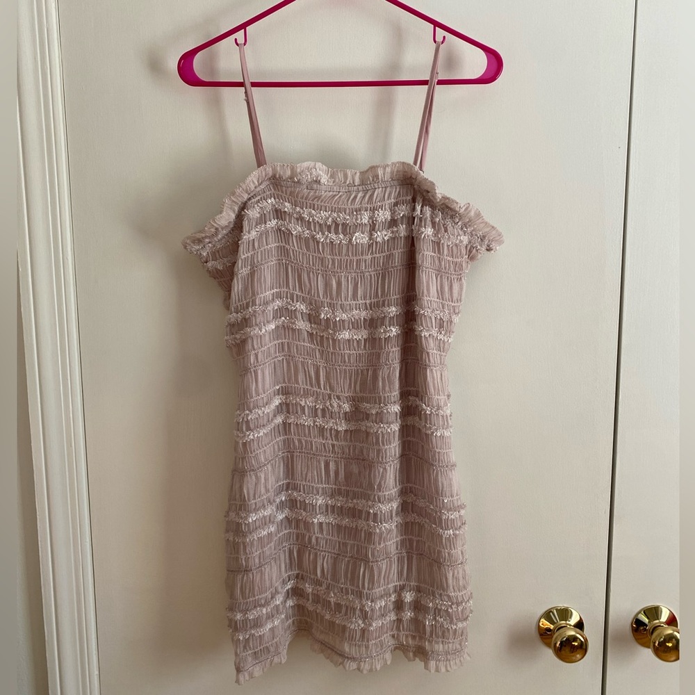 Cloud Ten Body Con Dress Light Pink Sequins Size Large